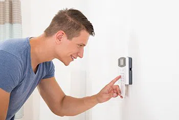 Fairview Locksmith Service Fairview, OR 503-837-3029 Fairview Locksmith Service Fairview, OR 503-837-3029 - 9a-lock-installation